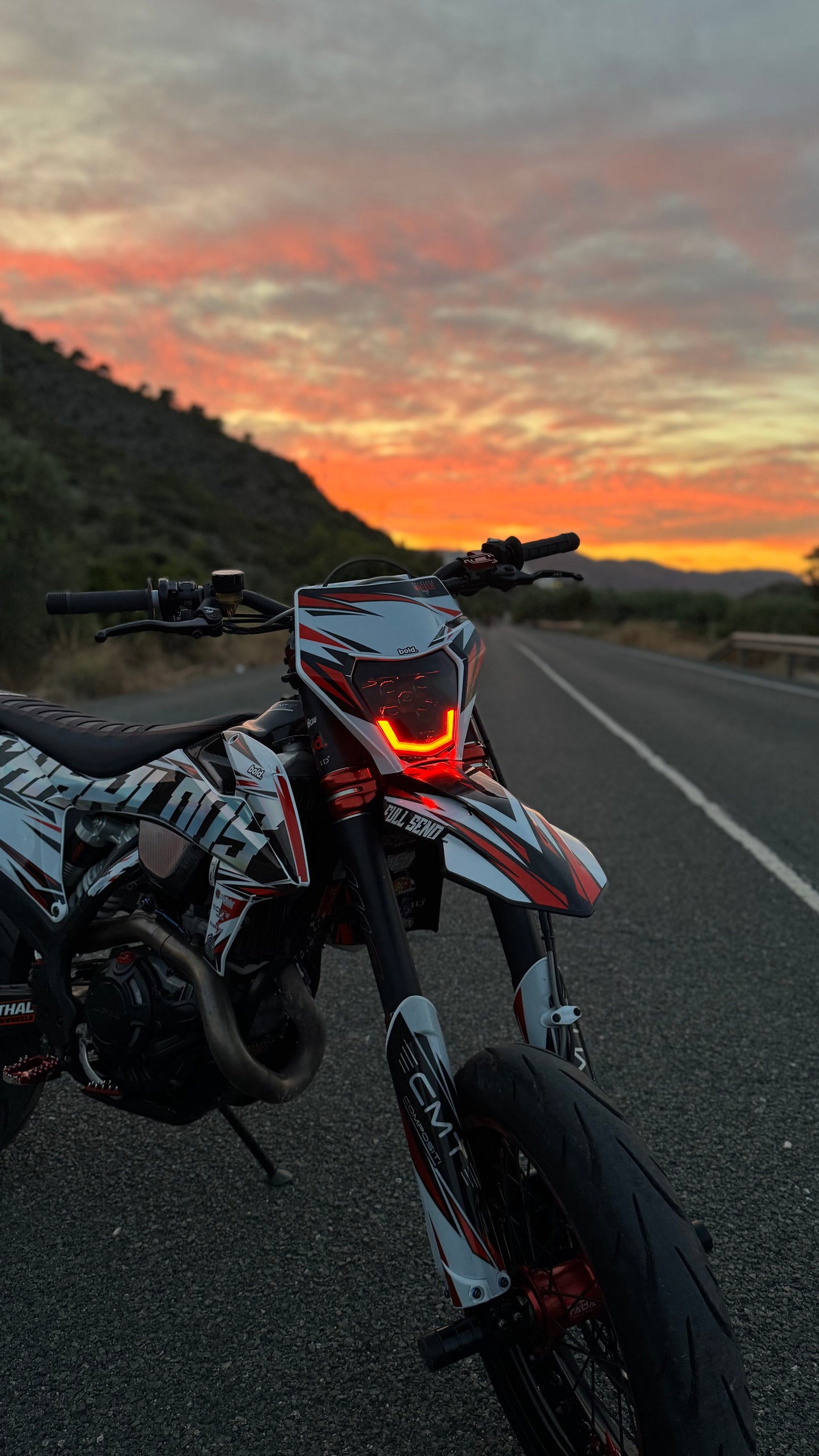 FARO KTM LED COLORES